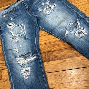 Lucky Brand Sienna Cigarette destroyed denim jeans